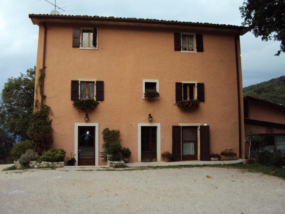 Agriturismo La Part San Zeno di Montagna Bagian luar foto